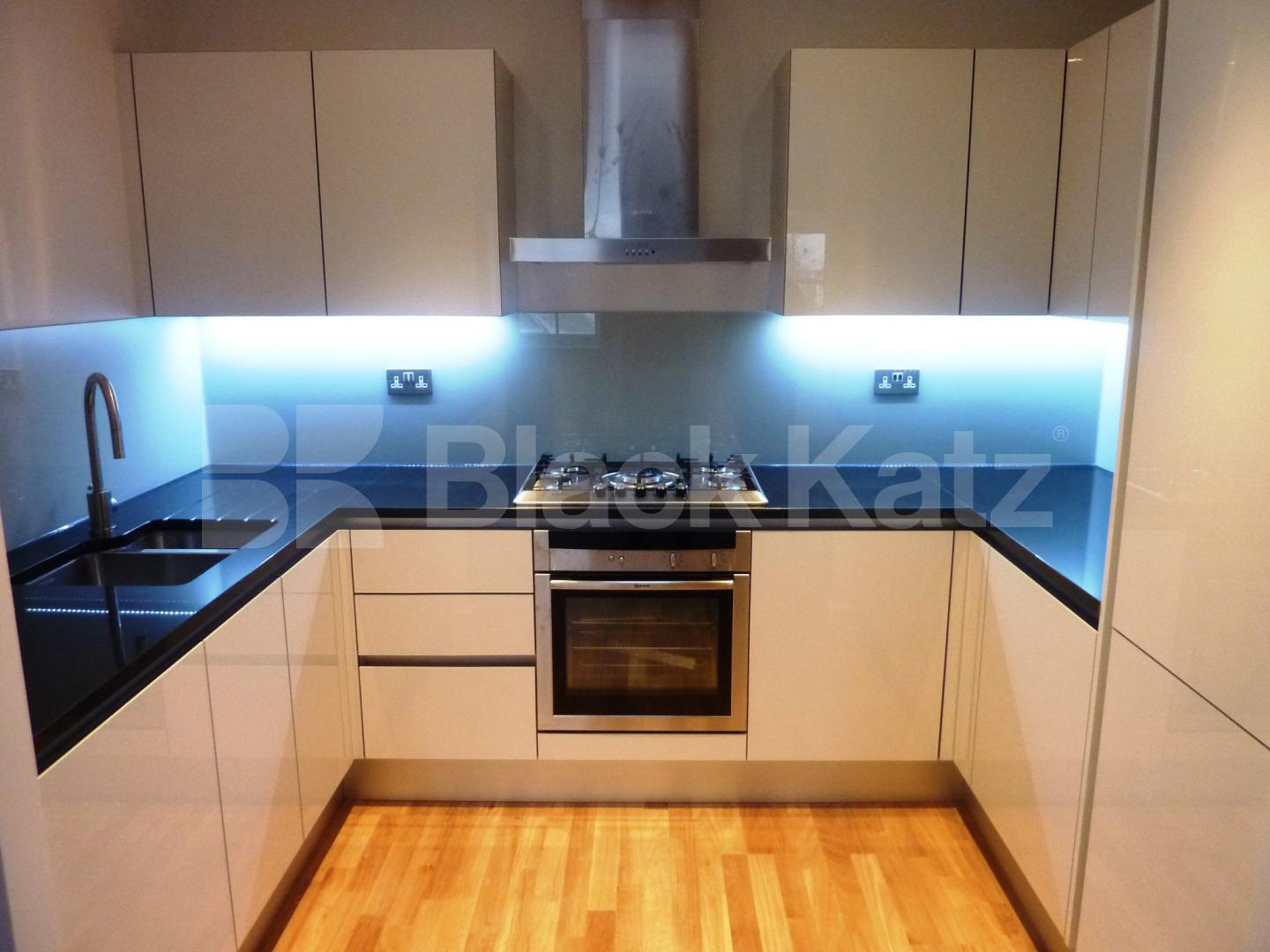 			New Instruction, 1 Bedroom, 1 bath, 1 reception Flat			 York Way, ISLINGTON / KINGS CROSS